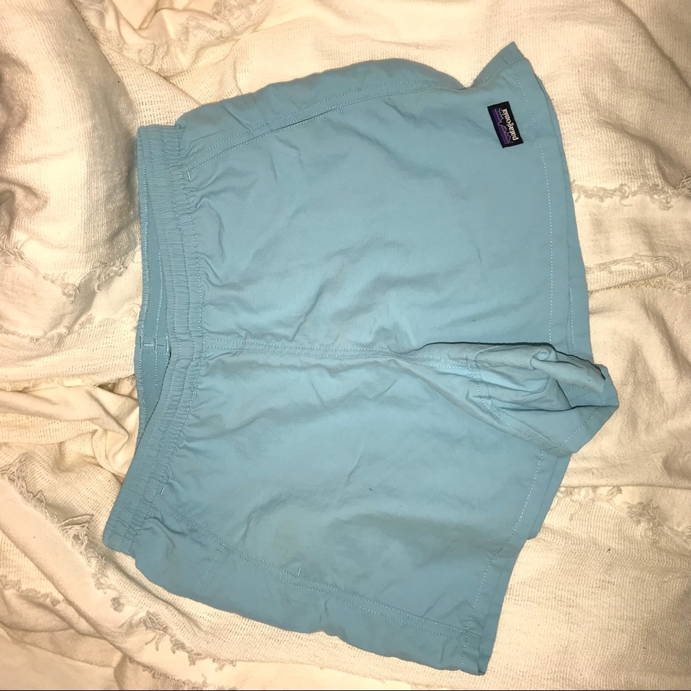 Woman’s Patagonia Baggies